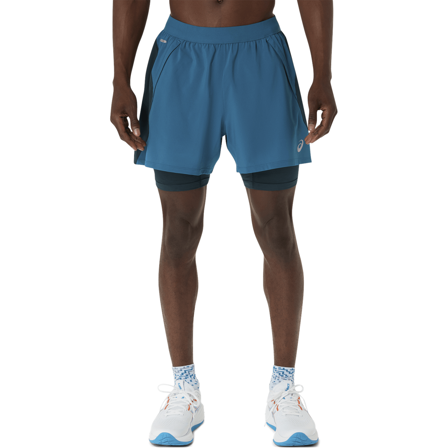 Короткие мужские беговые шорты Asics Road 2-N-1 5In